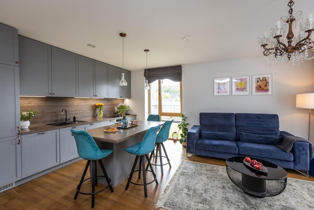 Stylish With Terrace By Urban Rent *