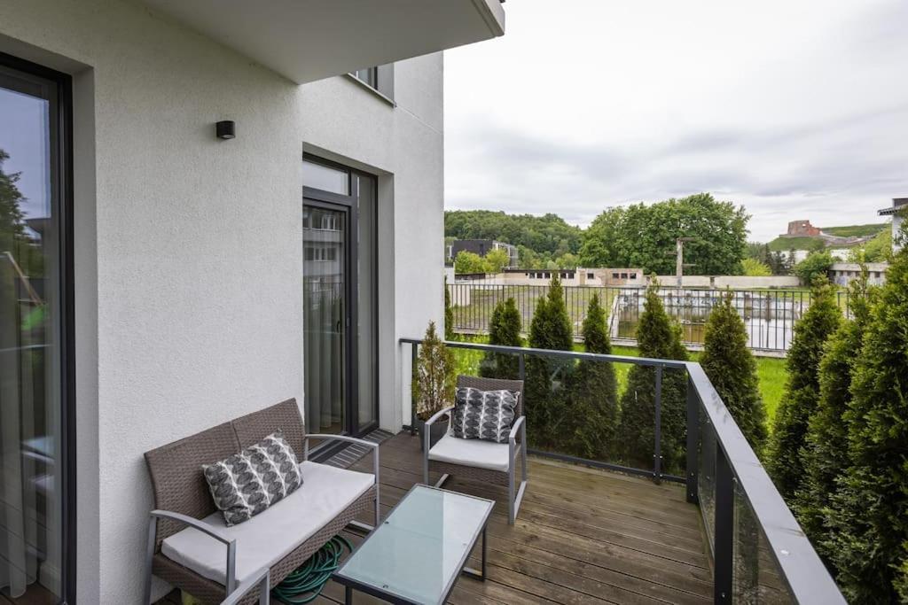 Stylish With Terrace By Urban Rent * Вильнюс