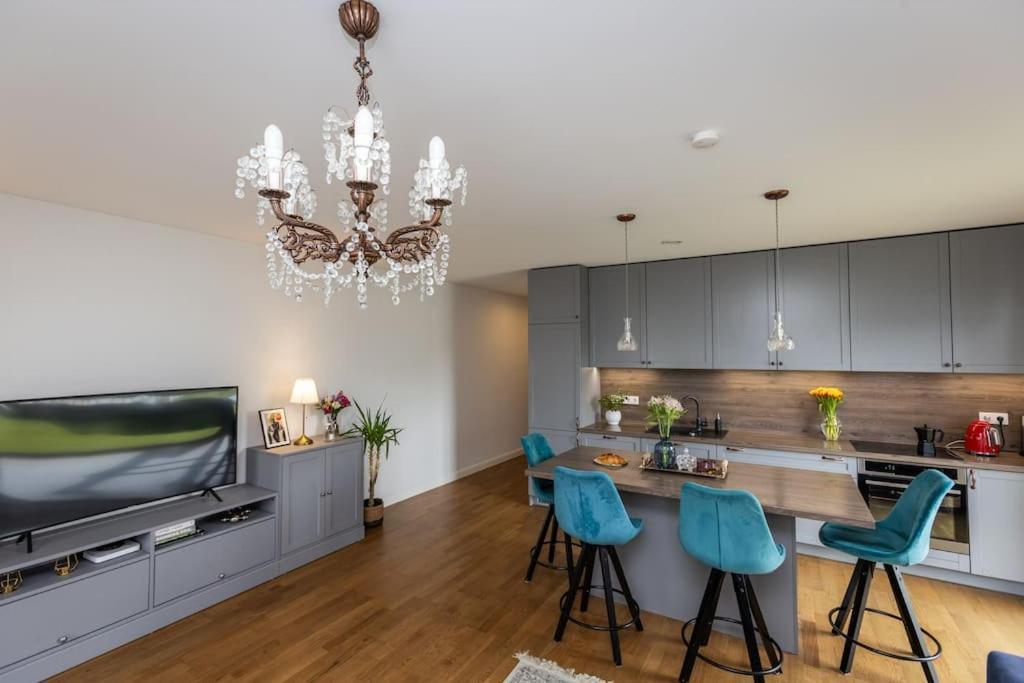Stylish With Terrace By Urban Rent Apartment Wilna