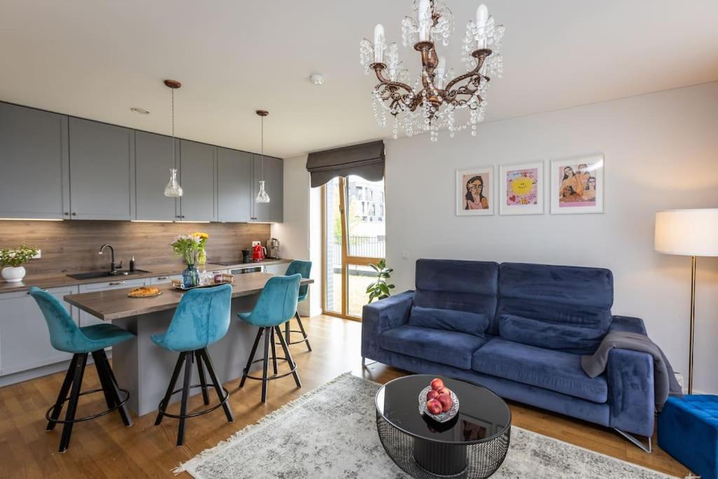 Stylish With Terrace By Urban Rent *
